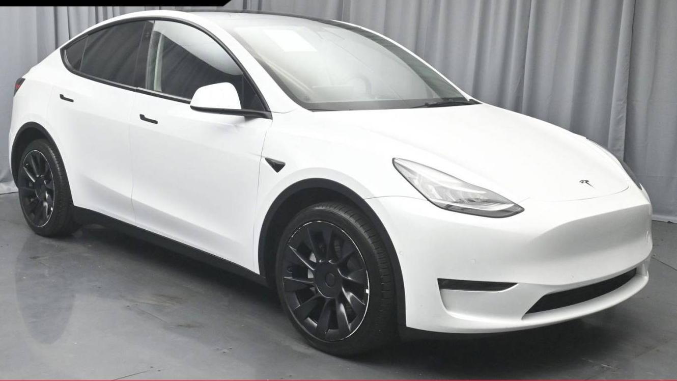 TESLA MODEL Y 2022 7SAYGDEF9NF350886 image